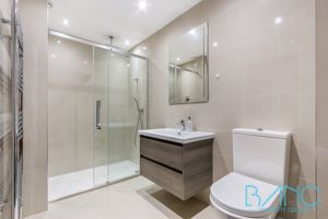 Photo 30- click for photo gallery